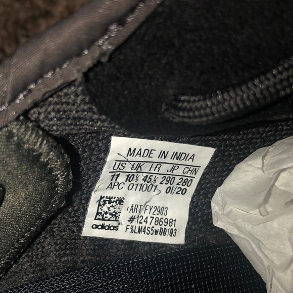 ❌SOLD❌Yeezy Boost 350 V2 -Cinder- mens size 11 - Picture 3 of 8